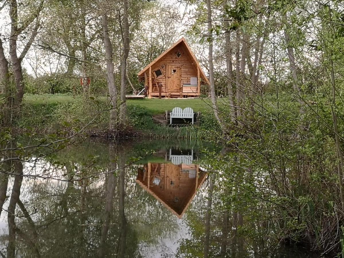 Lodge Acorn Glade Glamping *